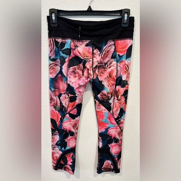 Lululemon Run Women’s Inspire Crop II Leggings Secret Garden Pattern Size 4 - Picture 8 of 8